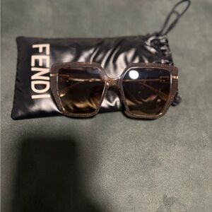 Fendi Brown Gradient Square Sunglasses with Subtle Logo Frame